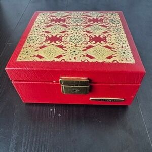 Macel Red Jewelry Box Gold Accent Lockable Storage Case Display Vintage